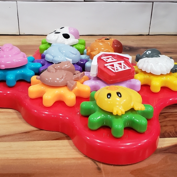 Learning Resources Build and Spin Farm Friends - Picture 2 of 7